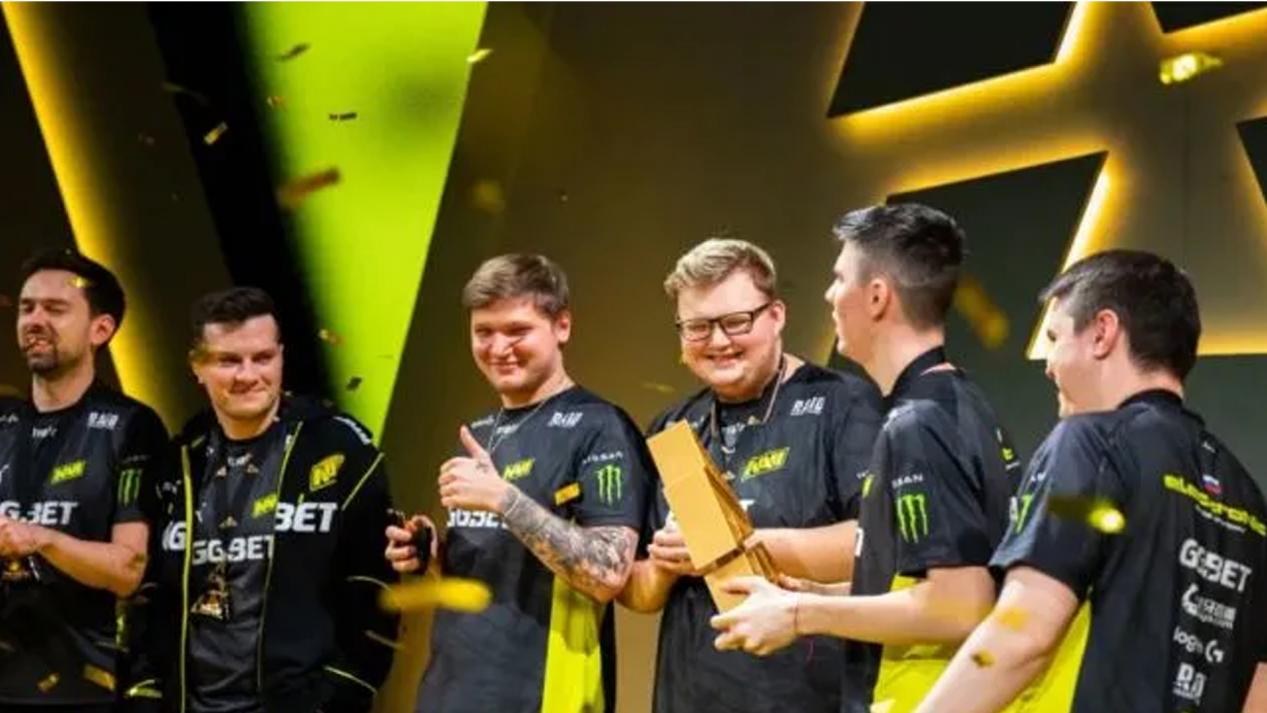 容强大到令 容强大到令